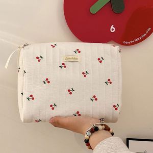 Sac à couches matelassé en coton biologique avec fermeture éclair, motif cerise mignon, pour maquillage et cosmétiques, écologique et sans BPA, vente en gros - Product Image 5