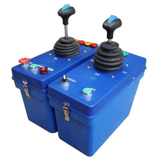 Crane Linkage Control Console
