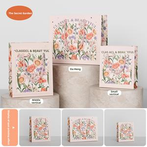 定制徽标豪华层压纸板袋，适用于精品时装店，鞋袜类高级购物包装 - Product Image 4