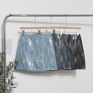 <span class=keywords><strong>Jupe</strong></span> mini taille haute pour femme <span class=keywords><strong>en</strong></span> gros, nouvelle <span class=keywords><strong>jupe</strong></span> décontractée unie polyvalente, <span class=keywords><strong>jupe</strong></span> <span class=keywords><strong>en</strong></span> <span class=keywords><strong>jean</strong></span> ultra <span class=keywords><strong>courte</strong></span> style Spicy Girl - Product Image 1