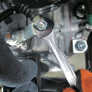 Juego de Llaves Combinadas TONE Hecho en Japón para Reparación y Mantenimiento de Automóviles - Product Image 4