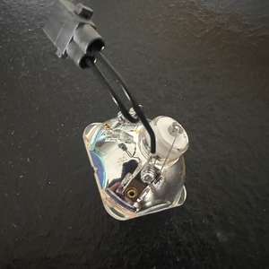 Lampe de projecteur GLT ELPLP67 pour EB-S022 EB-SXW11 SXW12 EH-TW510 EX6210 H423B H433B H444C H493C H494C H499C H534B <span class=keywords><strong>MG</strong></span>-50 <span class=keywords><strong>MG</strong></span>-850HD - Product Image 2