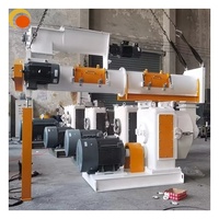 Nouvelle machine à granulés d'aliments pour animaux à anneau de compression avec moteur Siemens pour usines de granulés d'aliments à grande échelle, système automatique de granulation d'aliments pour animaux de haute performance