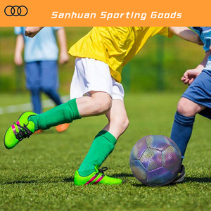 Sanhuan - Balón de Fútbol Holográfico Reflectante con Logotipo Personalizado, Tamaño 5, Balones de Fútbol Luminosos de PU, Venta Directa de Fábrica, OEM - Product Image 2