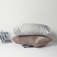 En stock : Taie d'oreiller de luxe en satin de soie pour le sommeil et la protection des cheveux, rafraîchissante, avec fermeture éclair