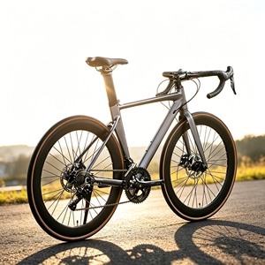 Bicicleta de Carretera de Alta Calidad con Diseño de Cuadro Ligero y <span class=keywords><strong>Ruedas</strong></span> de Bicicleta de Carretera para el Uso Diario en Calles Urbanas - Product Image 1
