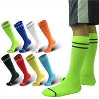 Chaussettes de football longues en tissu éponge pour hommes, femmes et enfants, à rayures, antidérapantes, pour l'entraînement, décontractées et athlétiques, vente en gros
