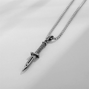 สร้อยคอเหล็กกล้าไร้สนิม Shopify จี้รูปมีดดาบอสซิสเซนส์ เครื่องประดับ - Product Image 6