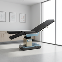 Table d'opération chirurgicale professionnelle en fibre de carbone radiotransparente compatible avec les systèmes de navigation et d'imagerie C-arm orthopédiques électriques, certifiée CE