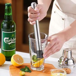 Prensa de frutas Zimoo de acero inoxidable, martillo para hielo, operado a mano, para hacer jugos y cócteles - Product Image 1