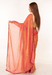 Sari en soie indienne de qualité supérieure avec broderie dorée ornée, mode ethnique élégante pour les réceptions de mariage, les fêtes et les événements festifs - Product Image 2