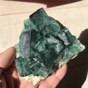 Commercio all'ingrosso naturale di cristallo grezzo <span class=keywords><strong>pietra</strong></span> di guarigione verde <span class=keywords><strong>Fluorite</strong></span> Cluster per la decorazione - Product Image 6