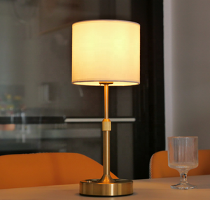 Lampe de table <span class=keywords><strong>rechargeable</strong></span> <span class=keywords><strong>LED</strong></span> 5W en cuivre avec abat-jour en lin blanc, USB, tactile, sans fil, à batterie, avec variateur d'intensité, pour lecture - Product Image 5