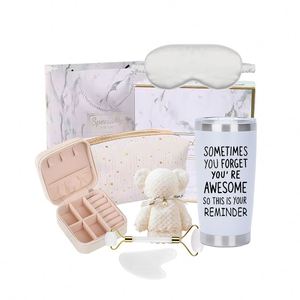 Coffret cadeau pour femmes, outils de soin de la peau, panier-cadeau avec outils Gua Sha pour le visage, cadeaux pour la fête des mères - Product Image 1