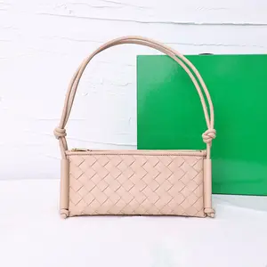 2024 New Products Hot Sell Young Girds Knot Fashion New Design Luxury Women Woven Underarm Bag Handbags For Lady