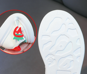 Scarpe Casual per bambini fragola primavera autunno scarpe sportive basse da ragazza impermeabili per tutte le partite scarpe da ginnastica bianche - Product Image 5