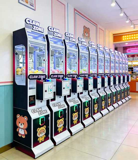 Hot Sale Stainless Steel Plastic Mini Crane Coin Operated Arcade Game Prize Toy Doll Claw Machine Indoor Amusement English
