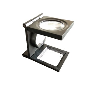 Loupe pliante Nantong 75 mm avec lentille acrylique et lumière LED pour salle d'impression - Product Image 5