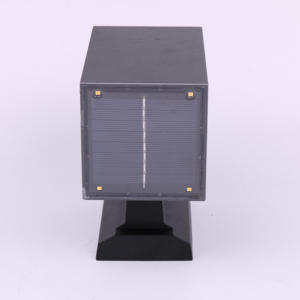 Lámpara de Pared LED Solar para Exteriores, Impermeable IP65, con 50 Lúmenes y Construcción de Aluminio, Bien Diseñada - Product Image 3