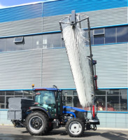 Camion de nettoyage photovoltaïque, véhicule de nettoyage de panneaux solaires avec buses haute pression, robot de nettoyage automoteur sur chenilles