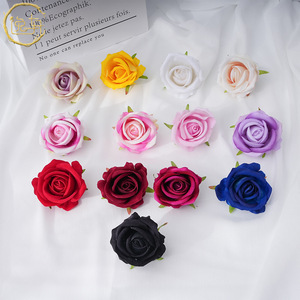 Pasadores de Pelo con Rosas de Terciopelo Artificial Yixuan, Flores de Seda Realistas, Decoraciones para Bodas - Product Image 1