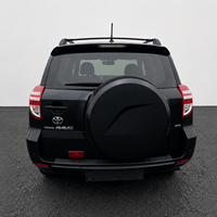 Подержанный автомобиль Toyota RAV4, 2008 года выпуска, с АКПП, левым рулем, для комфортных поездок, с низким расходом топлива, компактный, для международных поездок.