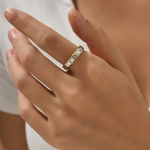 Nouvelle bague de couple carrée en acier inoxydable avec diamant de laboratoire, plaquée électrolytiquement, pour femme, idéale pour les mariages romantiques et les fêtes. - Product Image 5