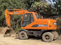 Vente à chaud d'excavatrice à roue moyenne Doosan DX150W 15ton pelles d'occasion bon marché à vendre DOOSAN DX 60W/DH 150W/ DH210W