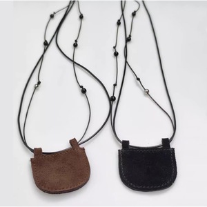 <b>Mini</b> halter neck <b>bag</b>, minimalist style, perfect for street fashion, stylish accessories, and a crescent-shaped necklace. - Product Image 3