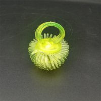Bague lumineuse LED clignotante en forme de gelée, fourrure et picots, pour le Nouvel An, en TPR, cadeau fantaisie pour enfants et adultes