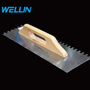 Brique de plâtre crantée avec manche en bois,, acier au carbone, haute qualité - Product Image 1