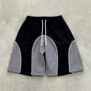 Shorts Bermuda Homme Noir et Gris de Qualité Supérieure, Taille Mi-Haute - Product Image 1
