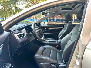 Geely Emgrand 2020, Edición Manual 1.5, Sedán, Bajo Mantenimiento, Envío Rápido, Autos Usados, Económicos - Product Image 4