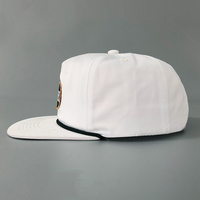 Casquettes Snapback en gros, casquettes en nylon et polyester à visière plate, casquettes Snapback à 5 panneaux, logo personnalisé, casquette non structurée