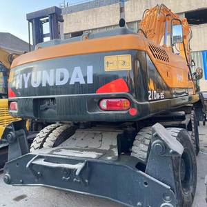 Excavatrice sur pneus Hyundai 210W-9S d'occasion, 22 tonnes, modèle 2022, godet de 1,34 m, moteur Cummins de 124 kW, composants principaux inclus, roulement - Product Image 5