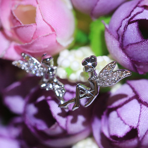Orecchini a perno con fiore da donna, stile fresco e grazioso, accessorio per tutti i giorni - Product Image 2