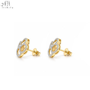 Conjunto de Joyería al por Mayor de Calidad Excepcional, Oro Amarillo de 14K, Aretes de Trébol de Cuatro Hojas con Diamantes Naturales, Joyería Fina para Damas - Product Image 2