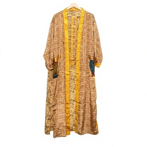 Sari en soie vintage pour femmes, kimono décontracté, sari hippie, robe de nuit bohème, vêtements de plage pour femmes, kimono en soie sexy, cadeau pour Noël - Product Image 1