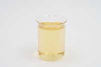 Réducteur d'eau PCE (Polycarboxylate Ether) liquide en vrac, livraison en fût de une tonne pour station de mélange de ciment et de béton