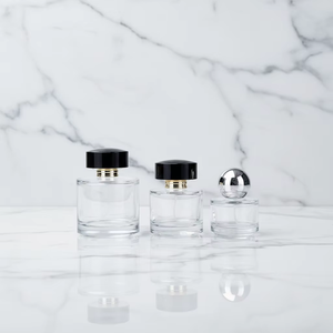 Botella de Perfume de Vidrio Transparente de Lujo con Logotipo Personalizado, Vacía, de 30ml, 50ml, 100ml, con Cuello Prensado y Bomba, para Rellenar - Product Image 4