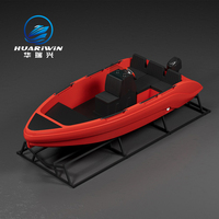Bateau de Ski et de Vitesse en PEHD, 4,9 Mètres – Capacité 7 Personnes, Coque Coupe-Vent pour Lacs, Rivières et Zones Côtières