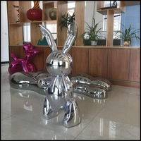 Sculptures de lapin abstraites personnalisées en usine en acier inoxydable et ornements de galvanoplastie en résine
