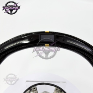 Volant de voiture en fibre de carbone noire personnalisé, livraison rapide d'usine, pour M2 M3 M4 Fseries9 - Product Image 2