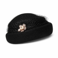 Topi Pillbox Elegan dari Wol Felt dengan Kerudung Model Sangkar Burung dan Bros Bunga Mutiara, Topi Vintage untuk Acara Formal, Grosir, Mode Kustom