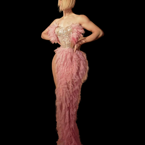 ชุดเดรสยาวผ่าสูงประดับเลื่อมแบบเซ็กซี่ สายเดี่ยวรัดรูป เหมาะสำหรับงานวันเกิด งานแต่งงาน งานเลี้ยงกลางคืน งานแสดงบนเวที หรืองานเทศกาล - Product Image 1