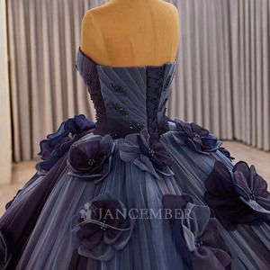 Pour 241136 Vintage 3D fleur Fuchsia dentelle plaine teint taille naturelle soirée robe de bal volants pli chapelle Train - Product Image 5