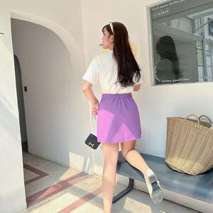 Jupe courte taille haute Runqi N7692 pour femme, grande taille, violet framboise, en polyester, avec poches - Product Image 2