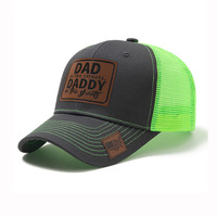 Gorra de malla transpirable al por mayor, sombrero de sol de ocio con ala curva, gorra de camionero de malla con logotipo de cuero personalizado para primavera y verano al aire libre