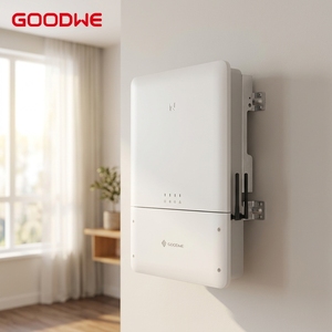 Inversor Goodwe Serie MS-US GW5000-MSUS30 de 5kW de Alta Eficiencia CC/CA con Entrada de 1000V y Salida de 240/208V - Product Image 2