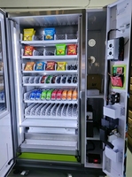 Solución de Máquina Expendedora Automática para Alimentos y Bebidas con Sistema de Elevación